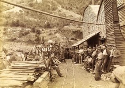 Mt Lyell Mine.jpg